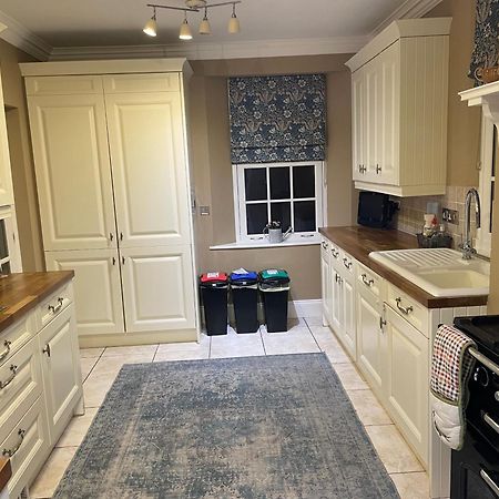 Wayside , 3 Bed , 2 Bath Charming House Close To Lincoln Bagian luar foto